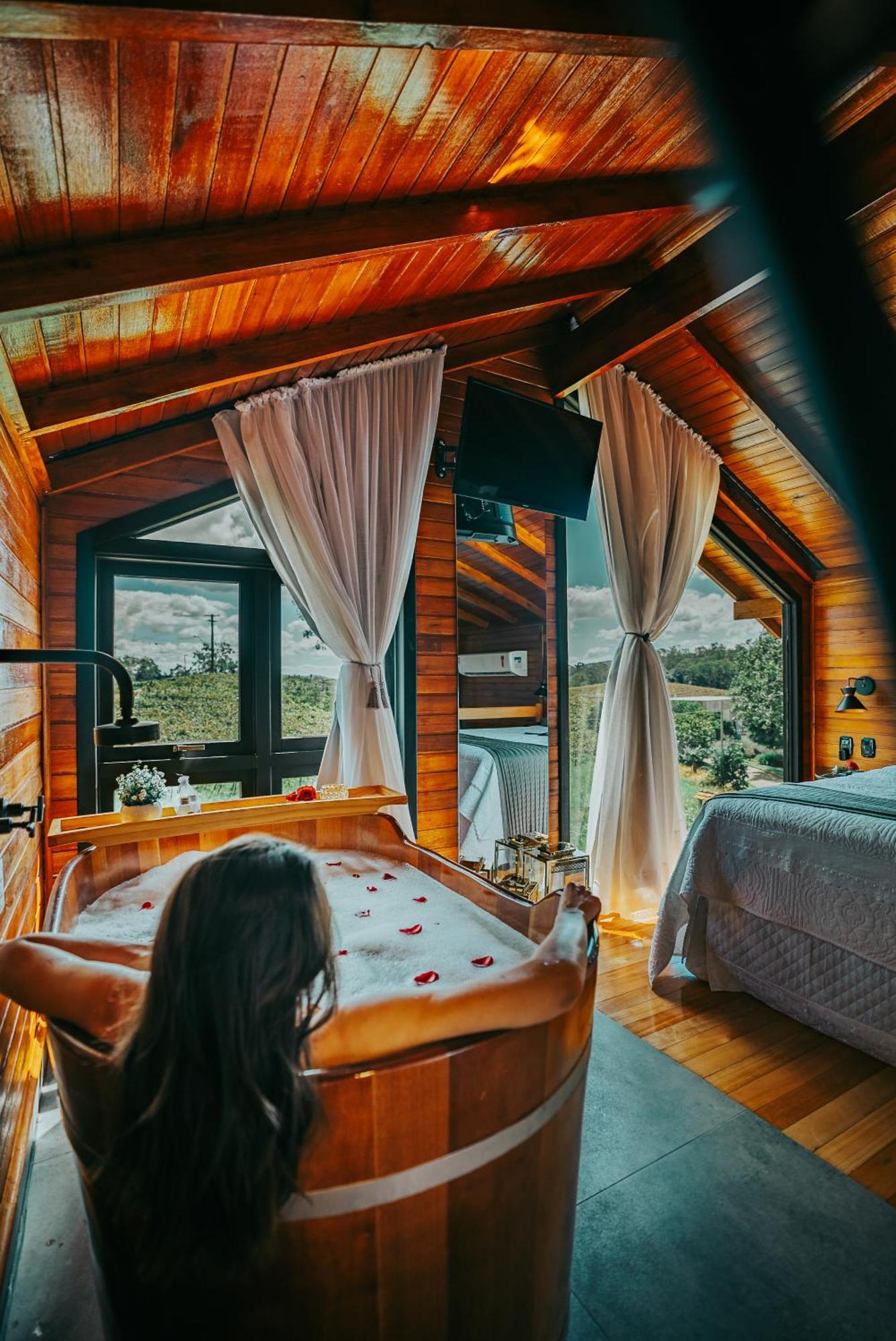 Capanna Del Vale - Um Refugio No Vale Dos Vinhedos Com Experiencia Exclusiva De Degustacao Na Vinicola Dom Candido Бенту-Гонсалвіс Екстер'єр фото